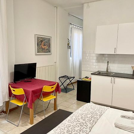 1-Tourist House Bologna-Cefalonia - Self Check-In Екстериор снимка